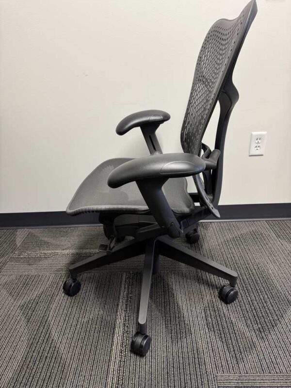 Herman Miller Mirra 2 Grey - Image 4