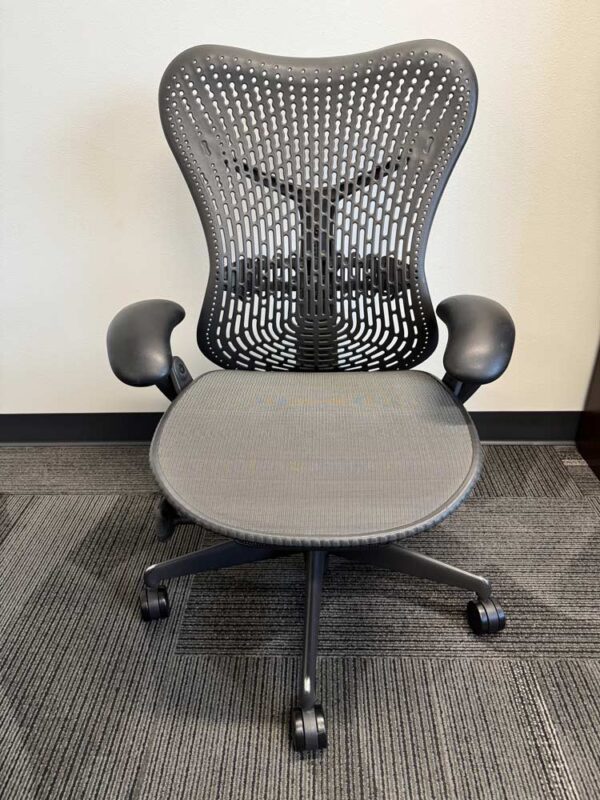 Herman Miller Mirra 2 Light Grey - Image 3