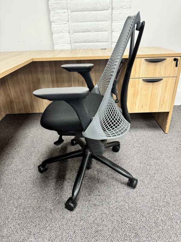 Herman Miller Sayl Chair - Image 2