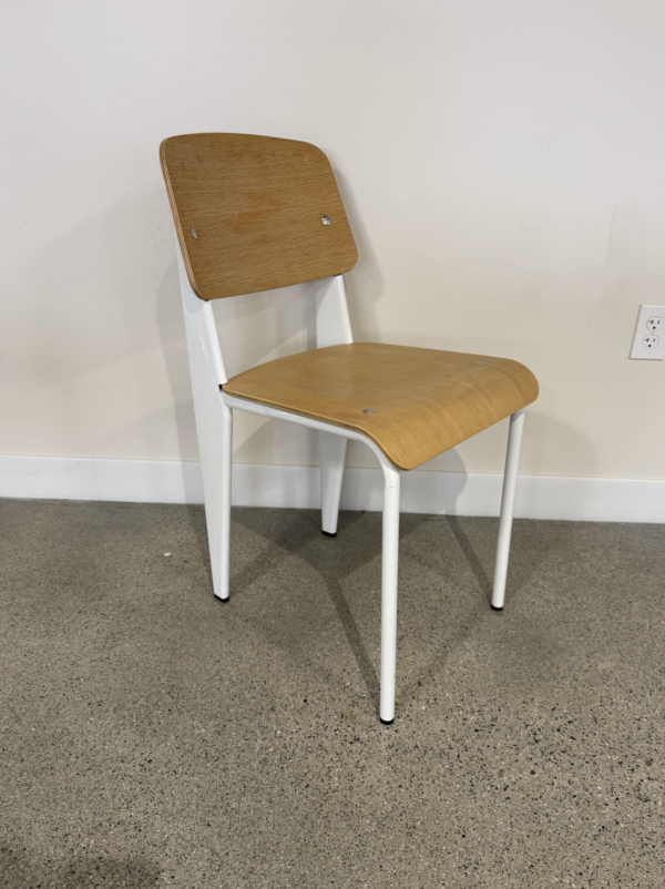 Prouvé Standard Chair