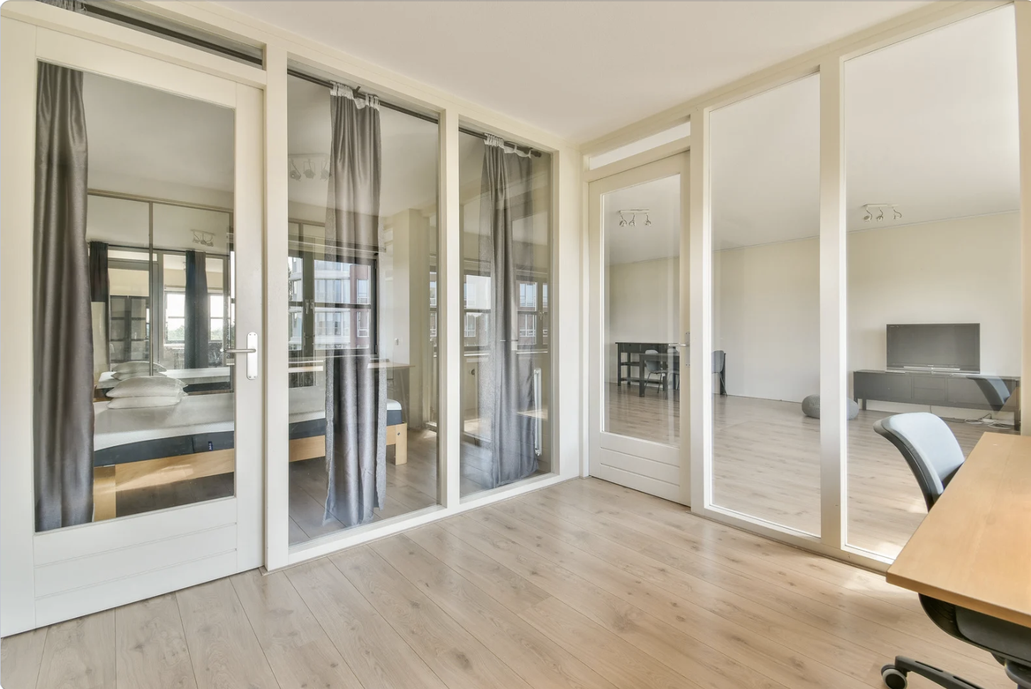 office glass partition